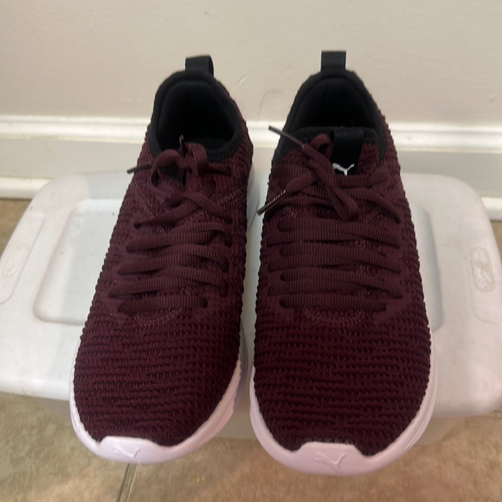 Women sneakers